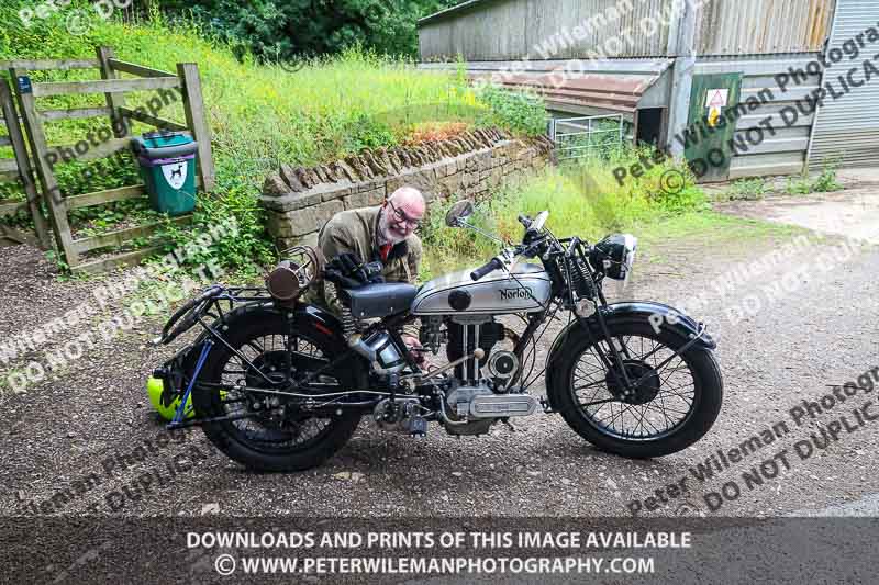 Vintage motorcycle club;eventdigitalimages;no limits trackdays;peter wileman photography;vintage motocycles;vmcc banbury run photographs